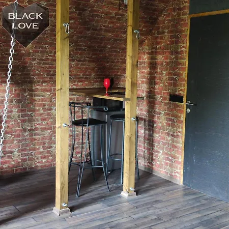 Love Apartmanok Eger 아파트 *